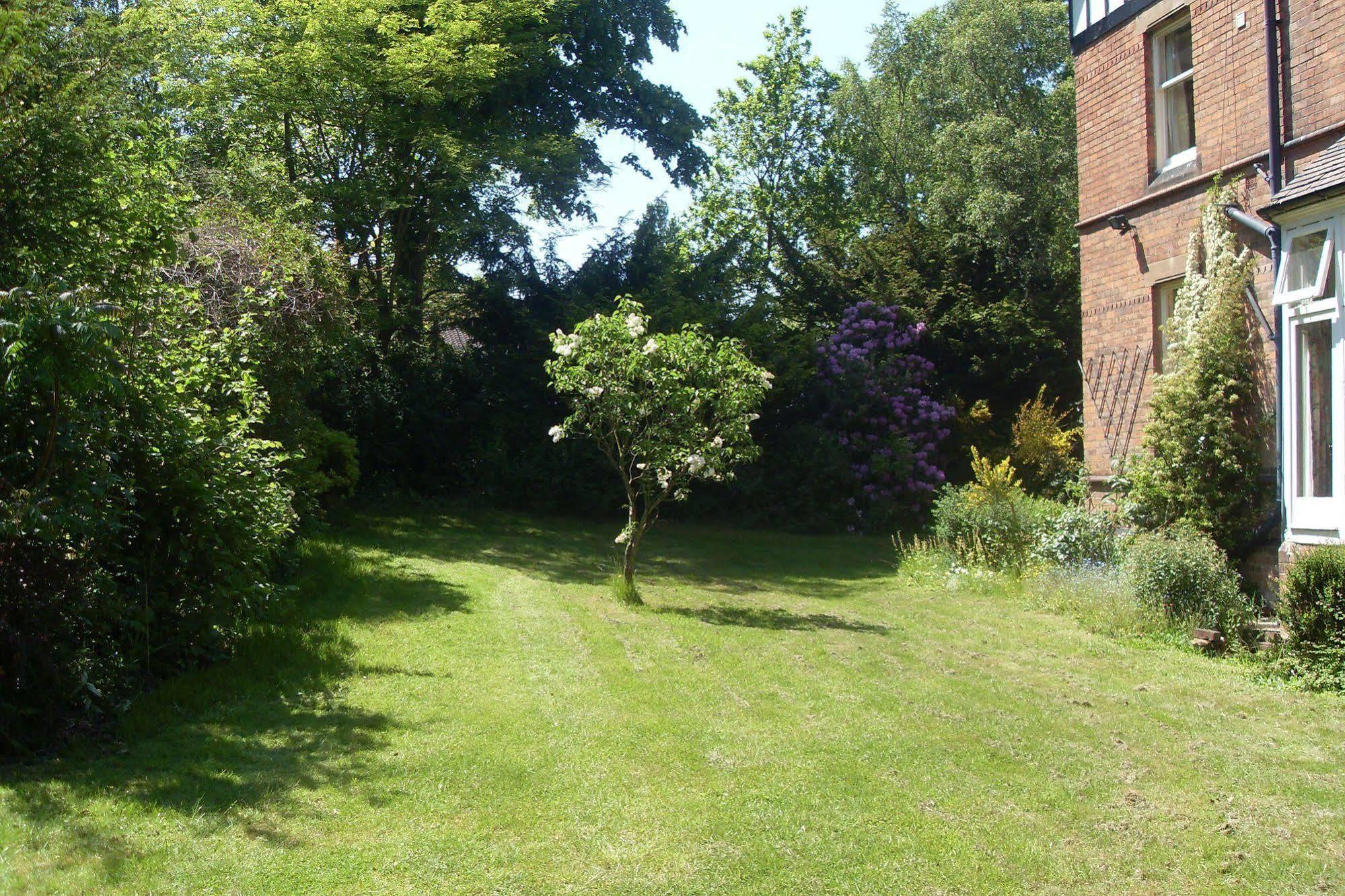 Awentsbury Hotel Near Birmingham University Exterior foto